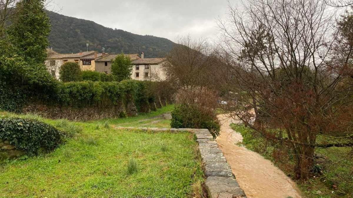 Villa Ca Lesperrucat Acogedora Casa De Pueblo Tranquila Y Bien Comunicada à Argelaguer Extérieur photo